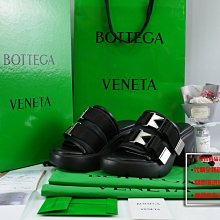 優買二手精品名牌店 BOTTEGA VENETA BV 690033 FLASH 黑色 魔鬼氈 厚底 高跟 涼鞋 拖鞋