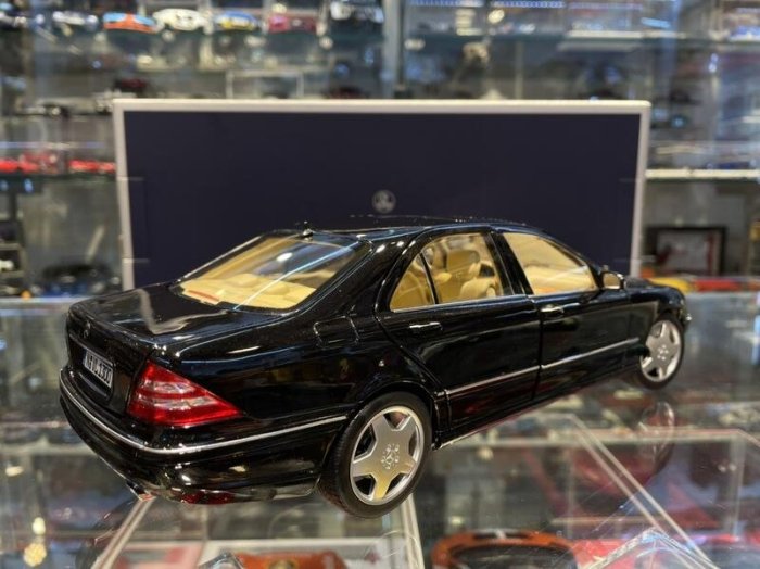 吉華科技@ 1/18 NOREV 183814 Mercedes-Benz S600 (W220) 1998 金屬黑