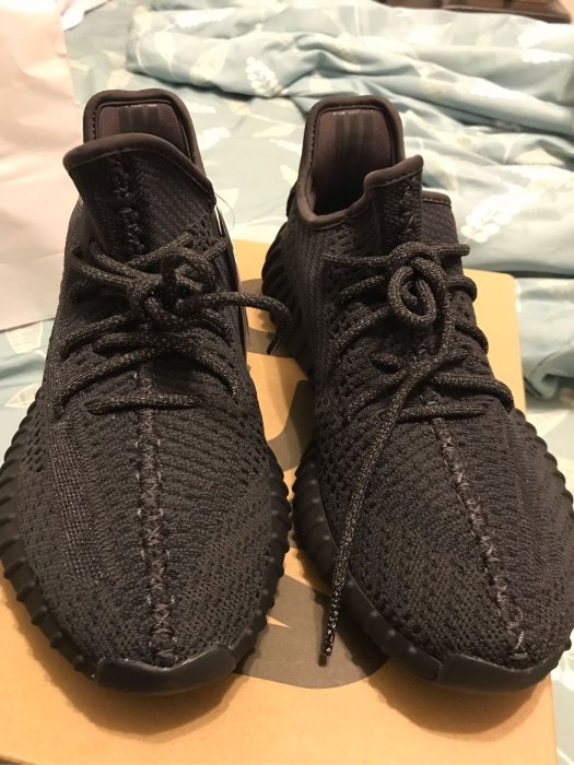 adidas YEEZY BOOST 350 V2 STATIC BLACK 全黑 鞋帶反光 黑天使 有發票