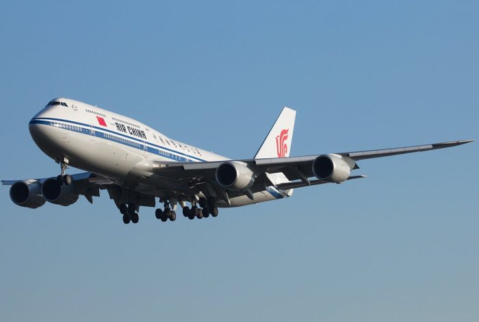 **飛行夢想家**中國國際航空 / Air China Intern &B747-800&1:200&航空迷精緻典藏!!