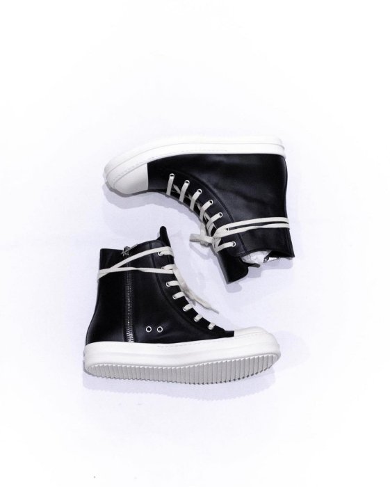 RICK OWENS “ RAMONES ” LPO HIGHTOP SNEAKER.