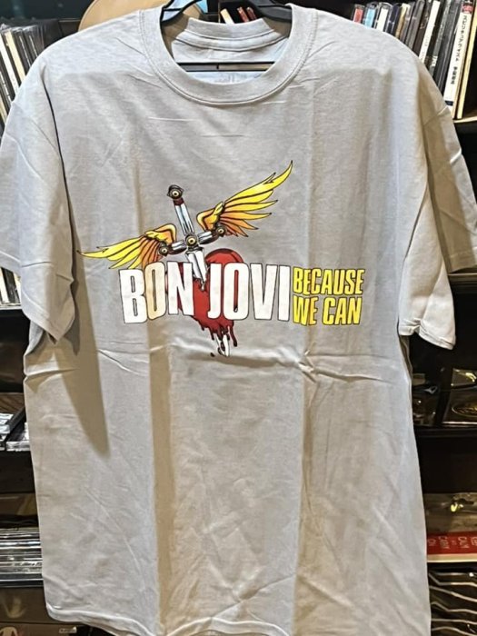 80T恤 全新進口  BON JOVI - we can 淺灰 size  M