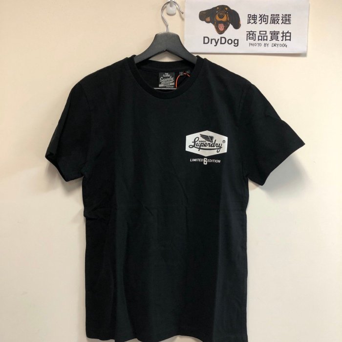 跩狗嚴選 土耳其製 極度乾燥 Superdry 黑色 素T 黑白 Logo T-shirt 短袖 T恤 上衣 T13