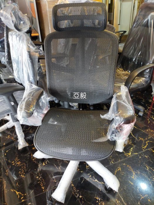 Enjoy121二代企業版2023人體工學辦公椅鋁合金椅腳不加價美網電腦椅黑色主管椅網椅董事長椅現貨一台
