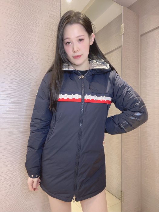 【EZ兔購】~正品 法國頂級 moncler 防風 防水 風衣 內 羽絨 連帽 外套 現貨 青年款 = 男 成人 S M