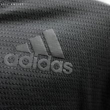 CA 愛迪達 adidas 黑色 透氣 休閒運動短t M號 一元起標無底價Q466