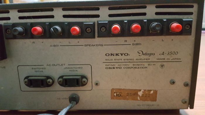 有測試影片【樂購音樂館】ONKYO integra cA-3500擴大機日本製功能正常，(不含測試影片中的唱機及黑膠唱片)