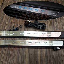 【小鳥的店】2018-23 CAMRY 8代【LED 迎賓踏板】門檻條 防刮護板 藍光 氣氛燈 塑料 一組2入 類原廠