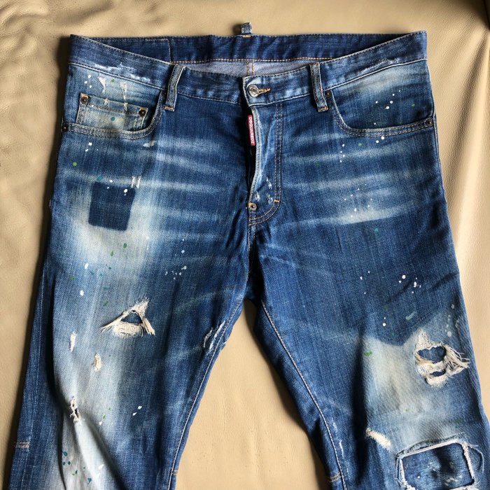 [品味人生]保證正品 Dsquared 2 D2 貼布 破損 油漆 騎士 牛仔褲 size 52 city biker jean