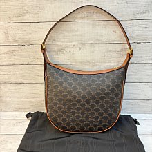 《真愛名牌精品》 CELINE 114712FQM HELOISE CUIR  老花 大彎月包 斜背包 *全新*代購