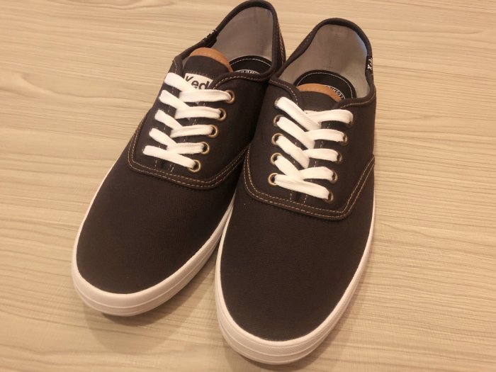 JFK 美國百年帆布鞋品牌Keds 全新正品 US:8.5/9/9.5/10/10.5 黑棕配色