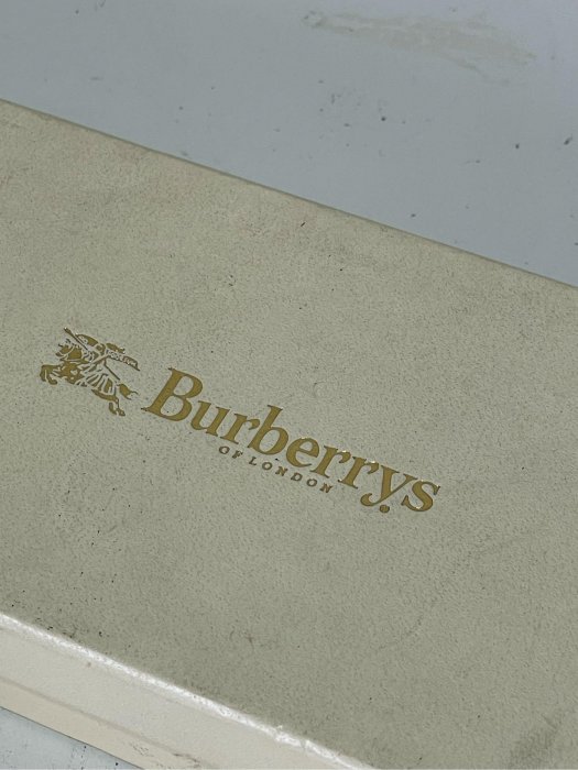 原廠錶盒專賣店 Burberry 星辰 錶盒 D062