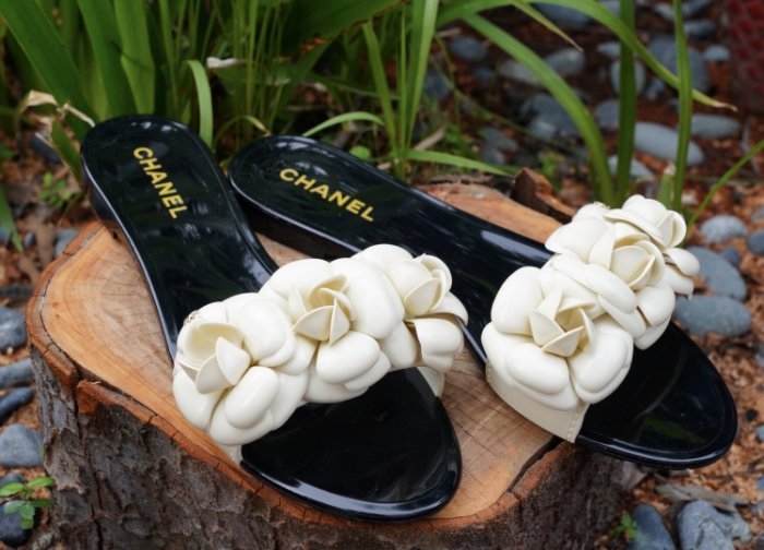 Chanel sneakers CC logo 山茶花拖鞋 38