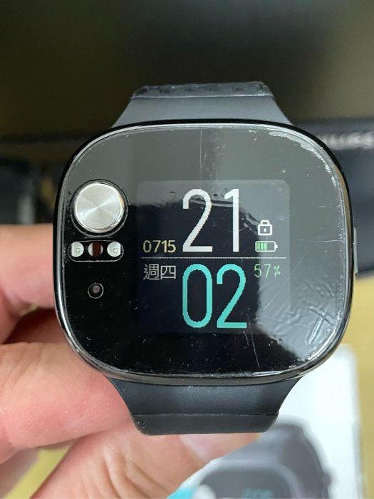 《便宜賣》華碩Vivo Watch SE陶瓷錶框智慧健康錶（HC-A04A)