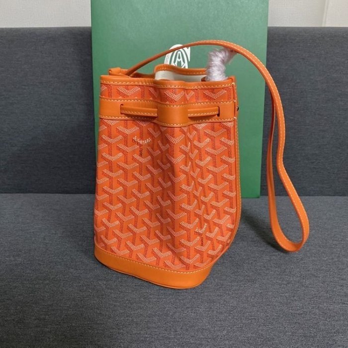 【MOMO全球購】法國新品熱賣戈雅包Goyard petit flot mini 迷你抽繩水桶包
