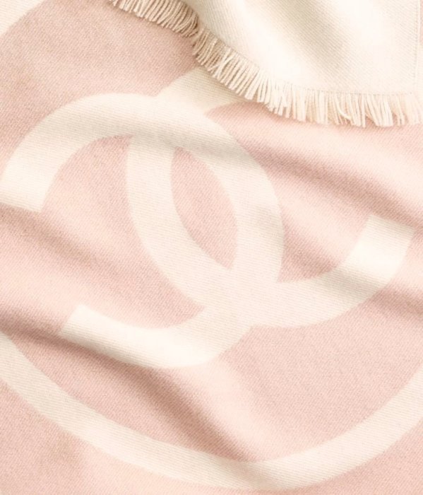 歐洲連線 米色與粉紅 可預訂 全新正品 CHANEL 漸層色圍巾 雙色披肩 AA9412 B13814 NQ635