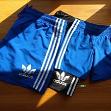 南 現 ADIDAS Swim Shorts 沙灘褲 游泳褲 大人兒童小孩都有 三條線 藍色 黑色 愛迪達 泳褲