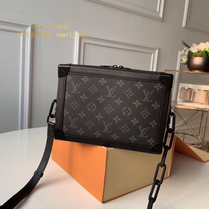 【二手正品】LV M44730 Soft Trunk黑色鏈條郵差包 99新