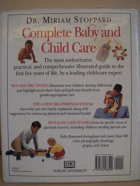 英文書Dr. Mariam Stoppard 著【Complete Baby And Child Care】，無底價！