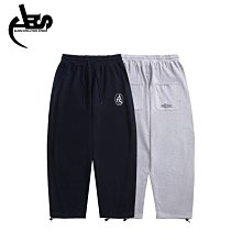 [NMR] 現貨 AES 23 A/W Embroidered Typeface Cutting Sweatpant 品牌標誌剪裁棉褲