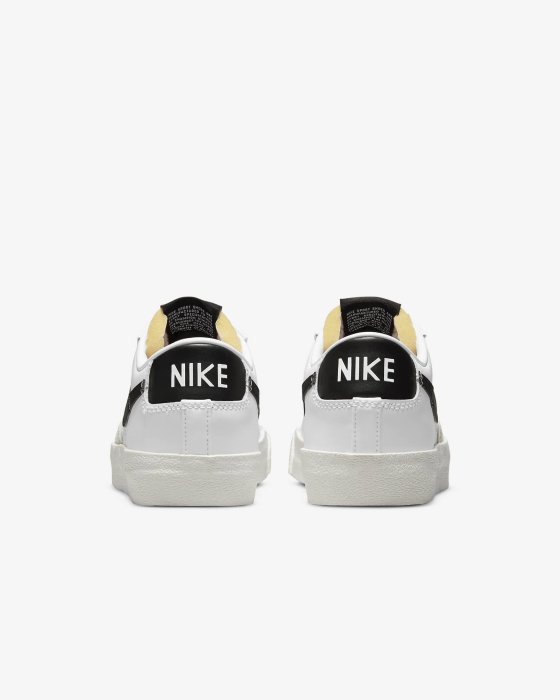 南◇2021 4月 Nike Blazer Low 77 白色黑勾 麂皮 女款 DC4769-102 瘦子 ESO婁峻碩