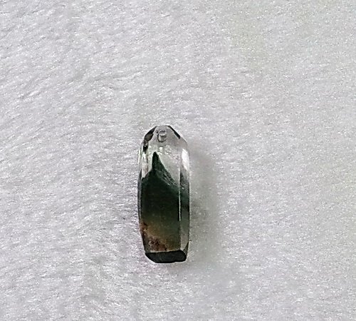 [Disk水晶][財源廣進]綠幽靈金字塔原礦晶柱雕墜JX-26(24x8x5mm 2g)