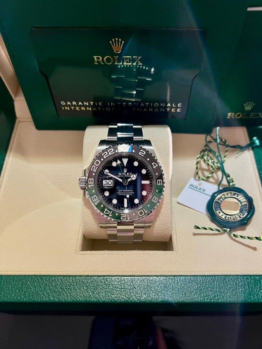 (已交流) 2024年保卡全新 ROLEX 勞力士 GMT II 126720VTNR 雪碧圈 三版帶