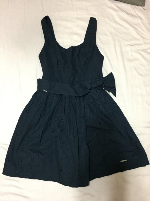 ☆Abercrombie&Fitch☆全新正品附吊牌Alicia Eyelet Lace合身洋裝(現貨深藍0號在台)