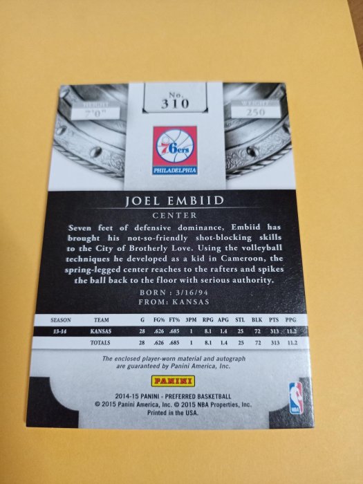 Joel Embiid 2014-15 Crown Royale Silhouettes 新人限量99張 卡面簽名大球衣卡 RC AUTO Big Jersey