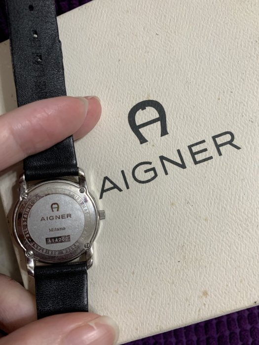 ☆╮小白ㄉ私房貨╭☆  真品 9.5成新AIGNER （愛格納）手錶（高雄市可面交）