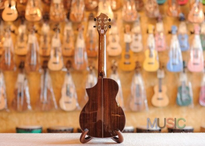 天鵝Kawena KT-02CA 手工26寸全單板ukulele iuke強力推薦