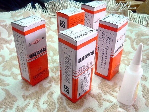 【路卡傢飾～家庭百貨】長 春牌瞬間膠、三秒膠接著劑、瓷器木工模型均適用