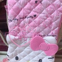 ♥小花花日本精品♥HelloKitty粉色大臉菱格紋造型居家隔熱手套~8