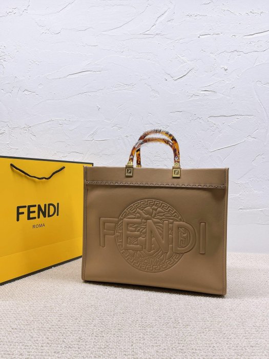 【MOMO全球購】Fendi versace 聯名款 陽光托特包 3色可選 大容量 手提包 單肩斜挎包 購物袋 30 2