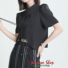 VENESSA~ 新款 時尚潮人 黑暗山本風 中式盤花 俐落短版 寬鬆小立領襯衫上衣 (U1539)