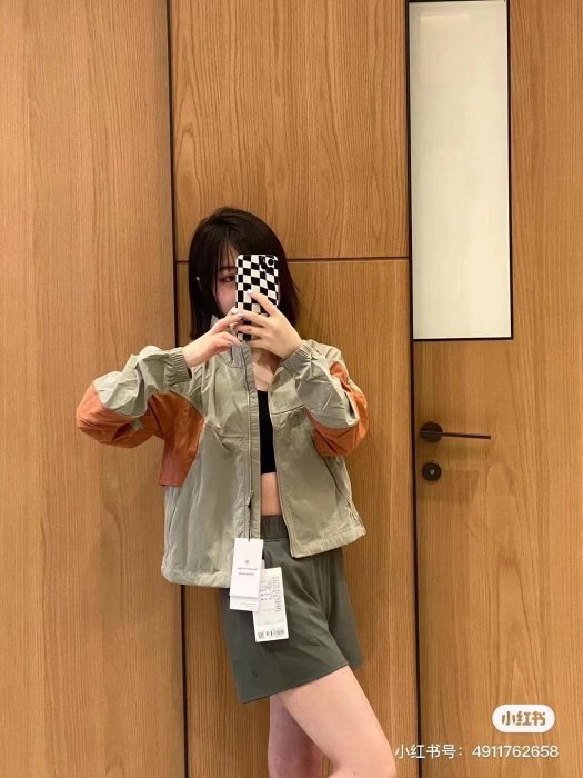 ╭☆包媽子店☆Lululemon Evergreen Cropped 瑜伽休閒短款透氣防水外套((2色))