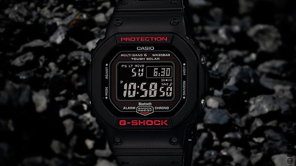 【金台鐘錶】CASIO卡西歐G-SHOCK 藍牙連線功能 世界六局標準電波 太陽能 GW-B5600HR-1