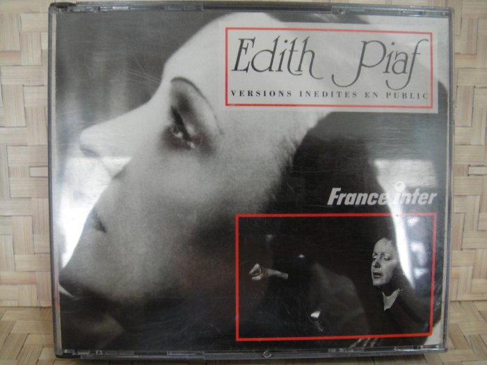 J6547 伊迪絲琵雅芙 Edith Piaf    Versions Inedites EN Public / 雙CD