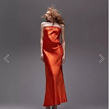 (嫻嫻屋) 英國ASOS-Topshop紅色鍛面平口領綁帶背長裙洋裝禮服EC23