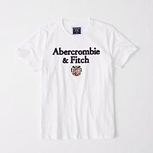 【Abercrombie&Fitch】【A&F】AF男款短袖T恤黑藍字彩盾章白 F07190422-09