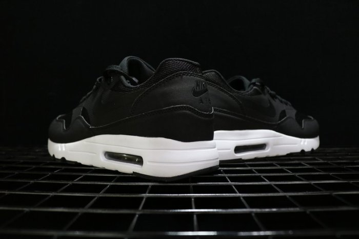 Nike Air Max 1 Ultra 2.0 Essential 875679-002 黑白 運動休閒跑鞋