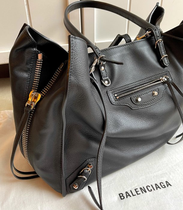 已售出 國際精品Balenciaga真品 巴黎世家 Zip Papier 經典黑中型拉鍊銀扣機車包 手提包