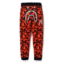 【日貨代購CITY】 BAPE APE XO CAMO SHARK SLIM SWEAT PANTS 鯊魚 長褲 現貨