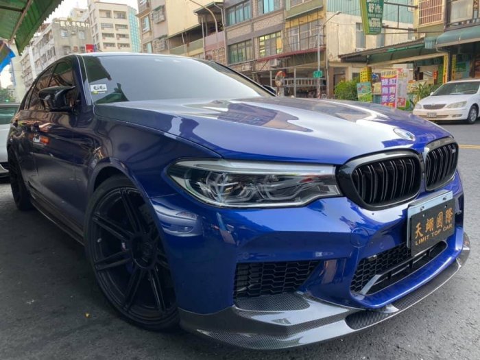 【天翊國際】BMW F90 M5 3D款 抽真空 碳纖維 前下巴