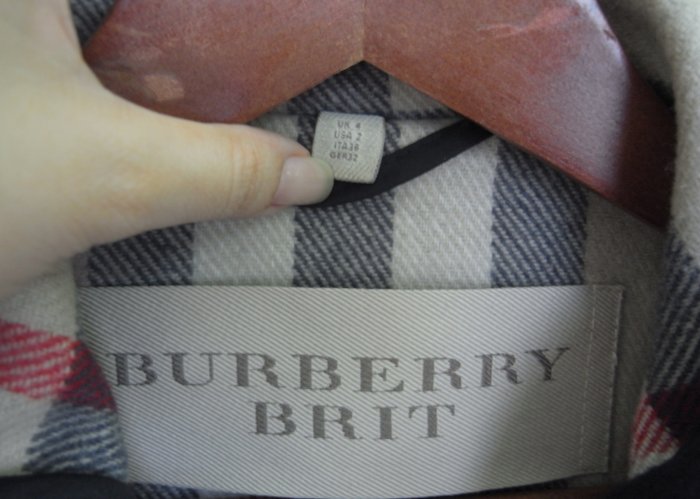 Burberry 正品 經典 牛角扣大衣 100% 羊毛大衣 連帽 外套 黑色 UK4