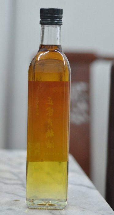 宋家苦茶油twshawnanoil.3天然台灣肖楠精油500cc裝.超臨界二氧化碳萃取.香味精純.無殘留