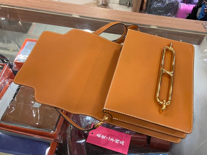 ☆最愛二手精品☆ HERMES ROULIS 23cm 1H 愛馬仕太妃糖色全皮金釦翻蓋豬鼻子包肩背包斜背包 23 A刻 XG7501