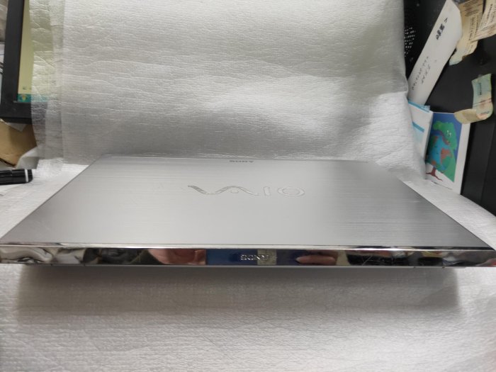 Sony Vaio T14 SVT141A11P (Intel Core i7-3517U) 14吋筆記型電腦