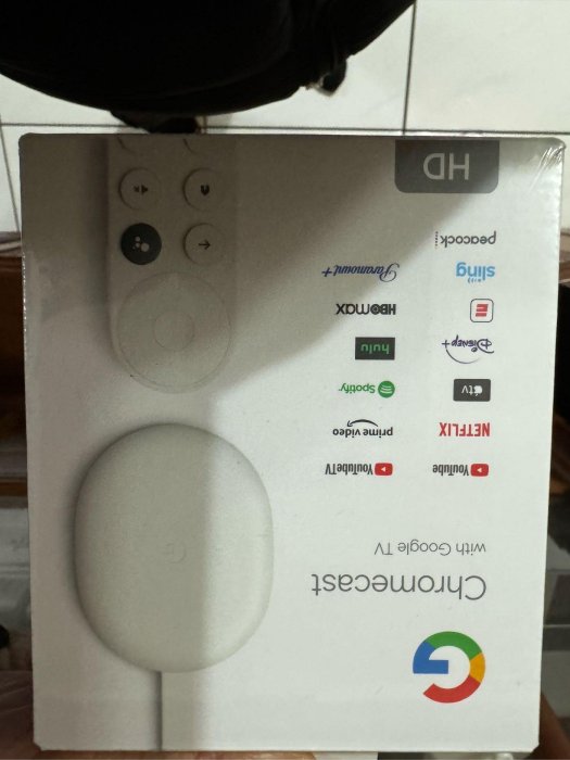 現貨一天內出貨。全新未拆封Google Chromecast 4K / HD 第四代Google TV 聲控電視棒電視盒