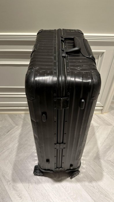 【專櫃$63500】 德國RIMOWA Topas 鋁合金黑行李箱 30吋 20吋另Titanium鋁鎂合金4輪旅行李箱登機salsa SPORT AIR